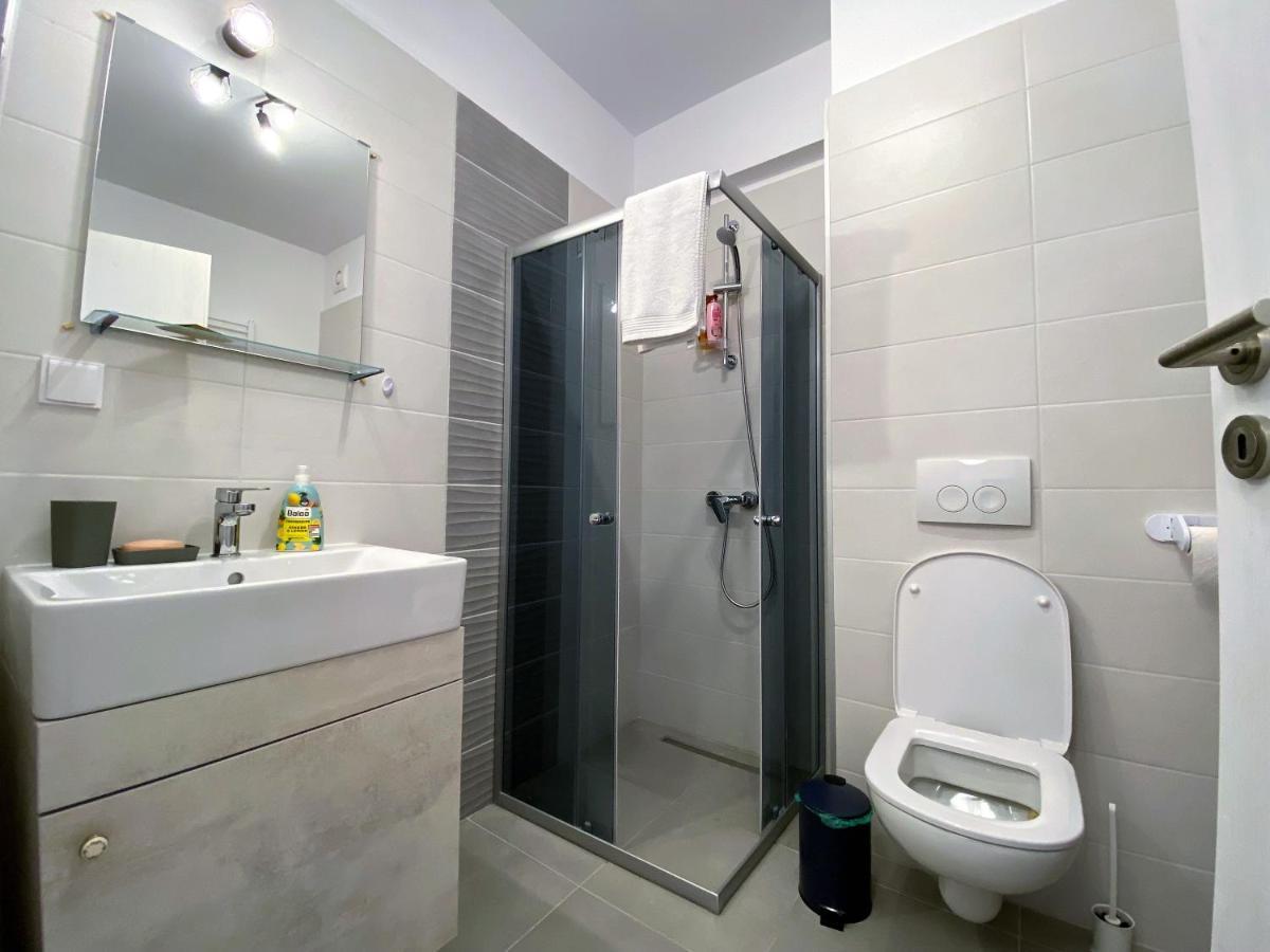 Plaza View Studio Bukurešť Exteriér fotografie